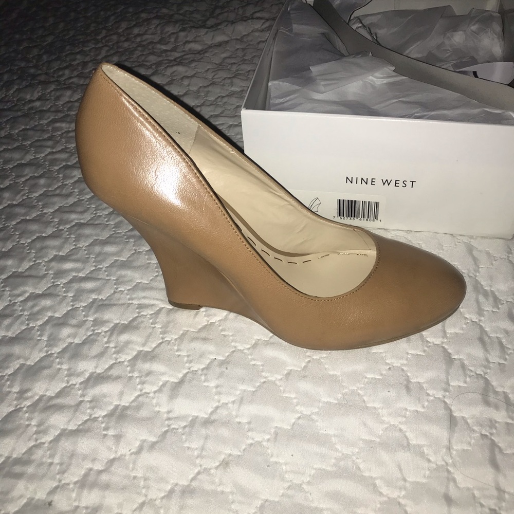 New! Nine West Wedge Platform